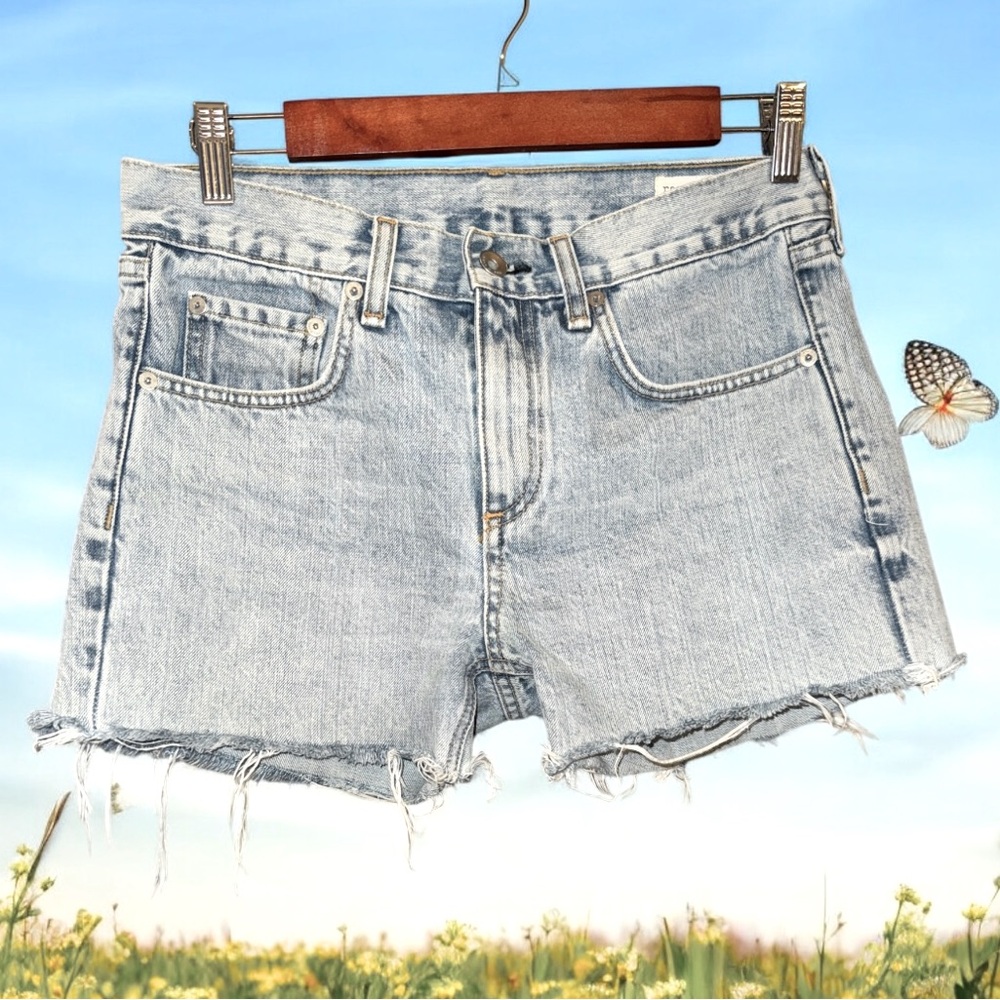 Rag & Bone Mid Rise Frayed Hem
Boyfriend Jean Shorts in Clean Madison
24